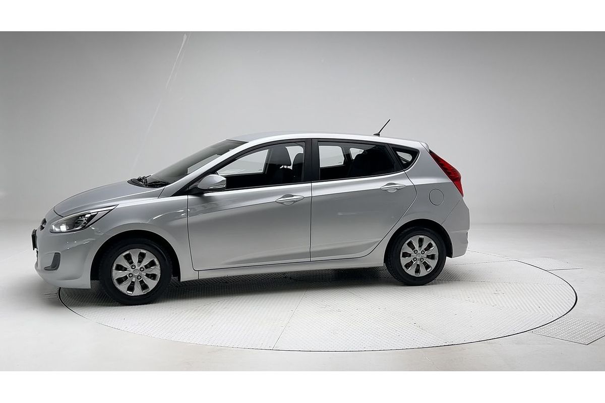 2017 Hyundai Accent Active RB4