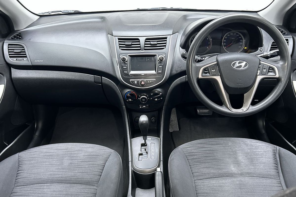 2017 Hyundai Accent Active RB4