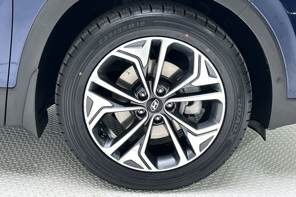 2019 Hyundai Santa Fe Highlander TM.2
