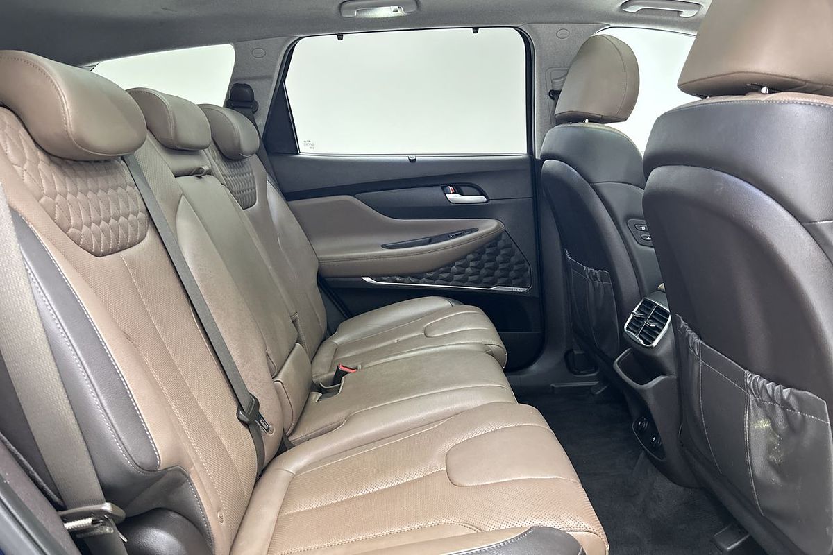 2019 Hyundai Santa Fe Highlander TM.2