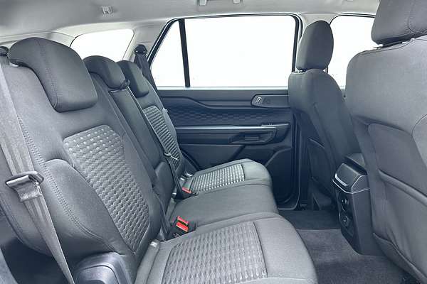 2024 Ford Everest Ambiente 2.0L