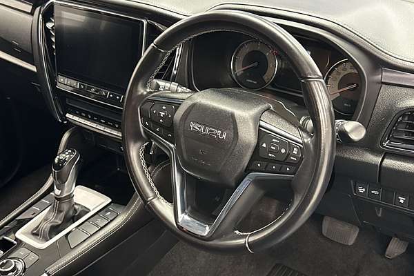 2023 Isuzu MU-X LS-U