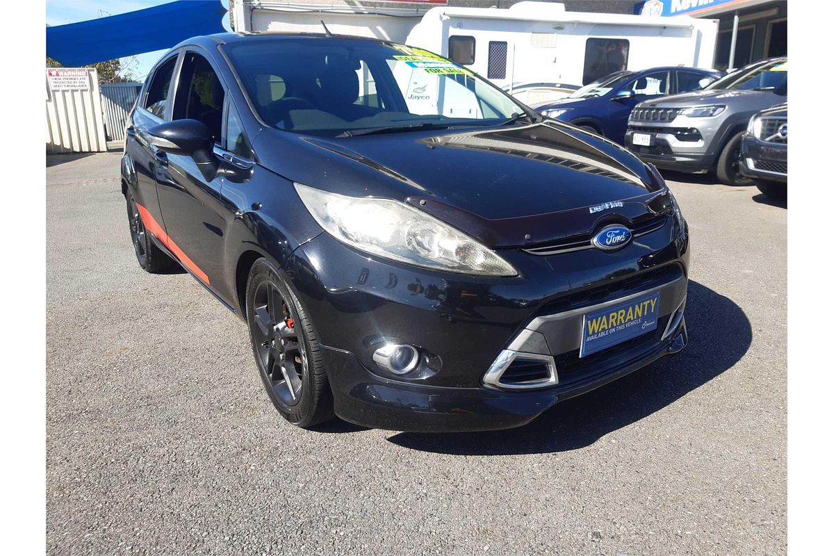 2010 Ford FIESTA
