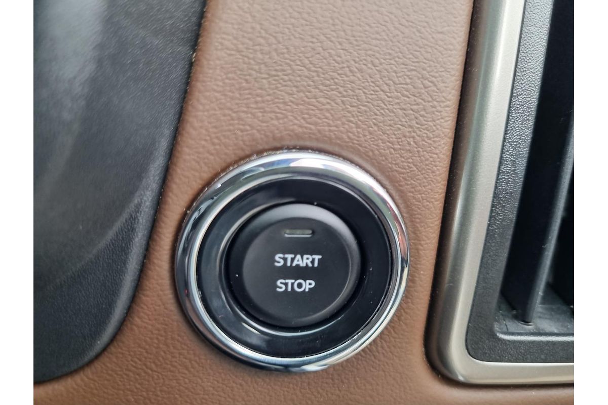 2023 Mahindra Scorpio Z8L