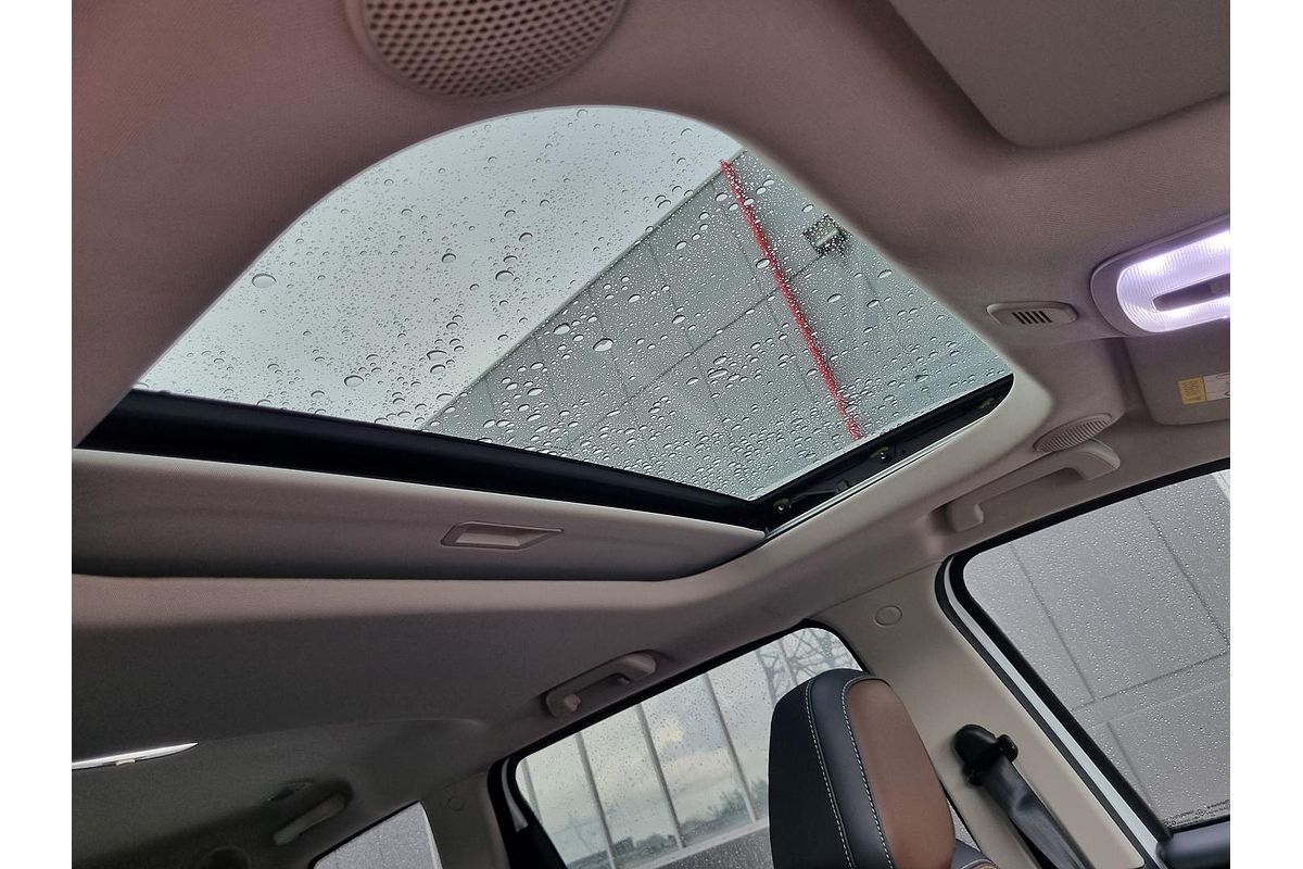 2023 Mahindra Scorpio Z8L
