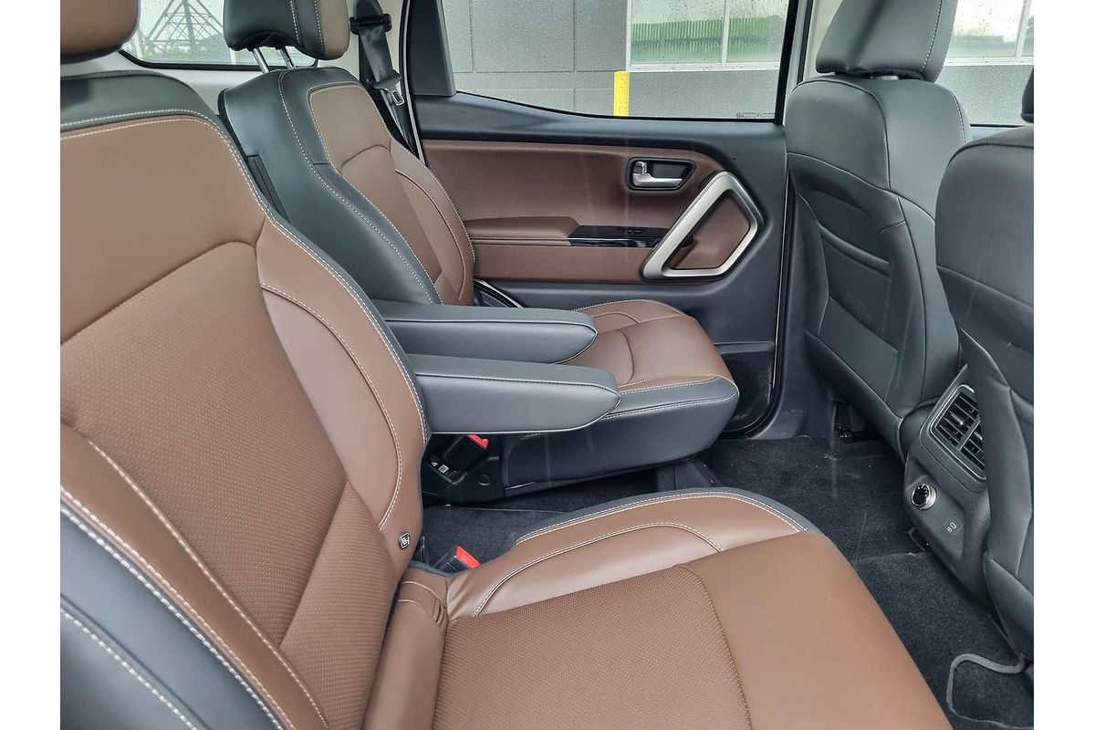 2023 Mahindra Scorpio Z8L