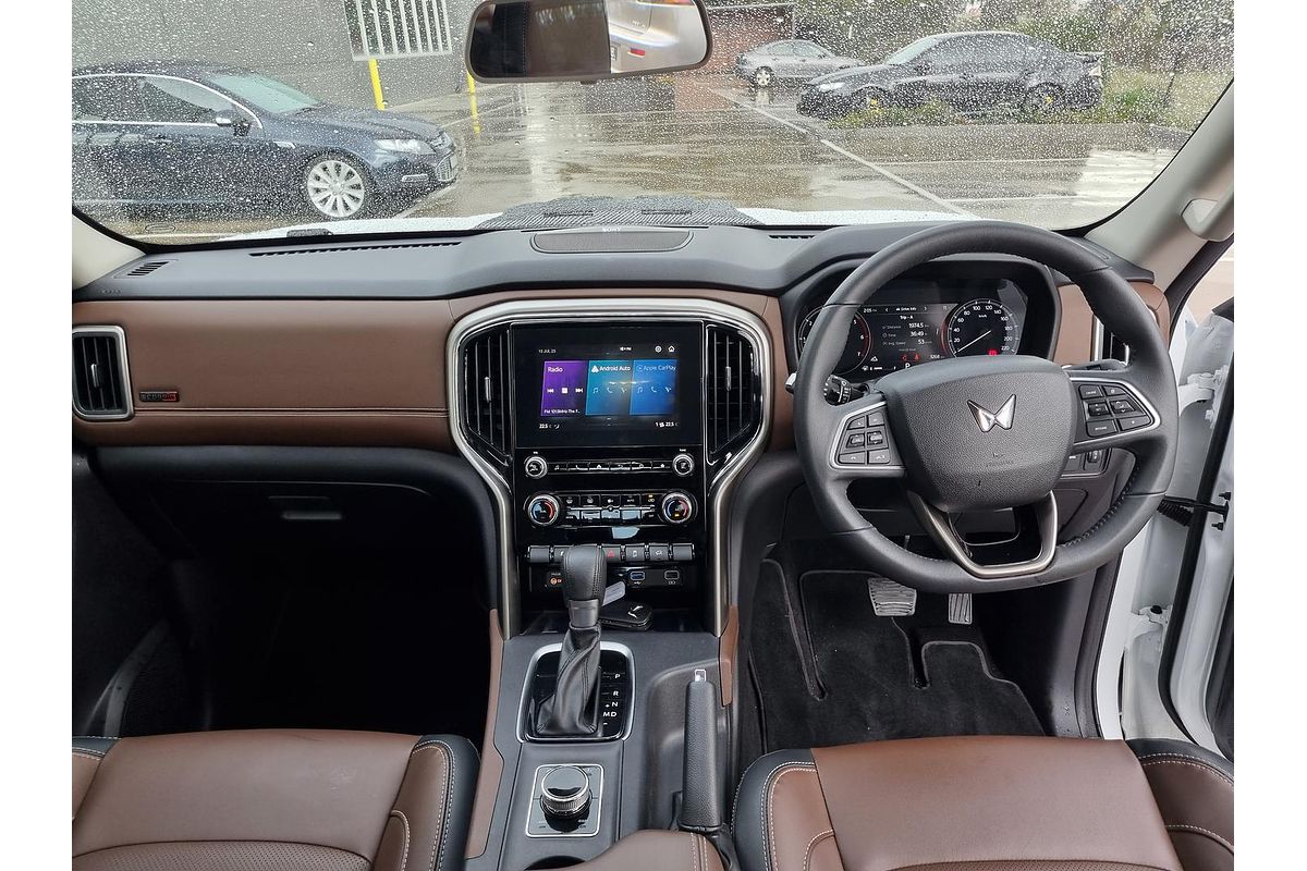 2023 Mahindra Scorpio Z8L