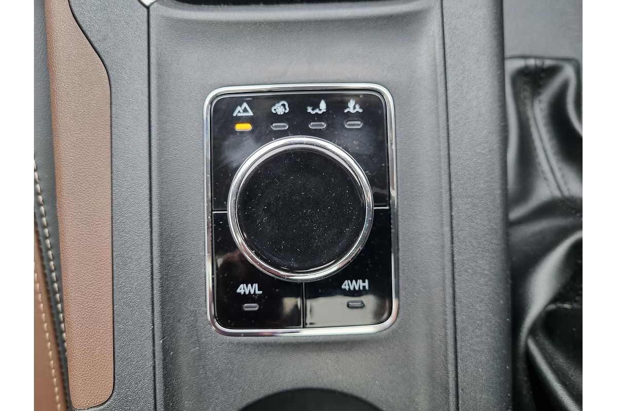 2023 Mahindra Scorpio Z8L