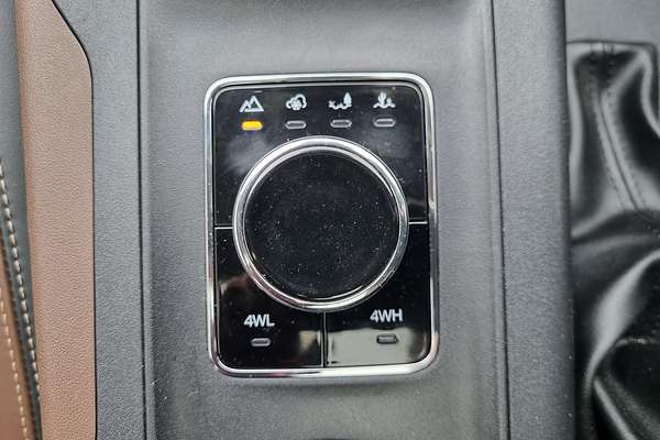 2023 Mahindra Scorpio Z8L