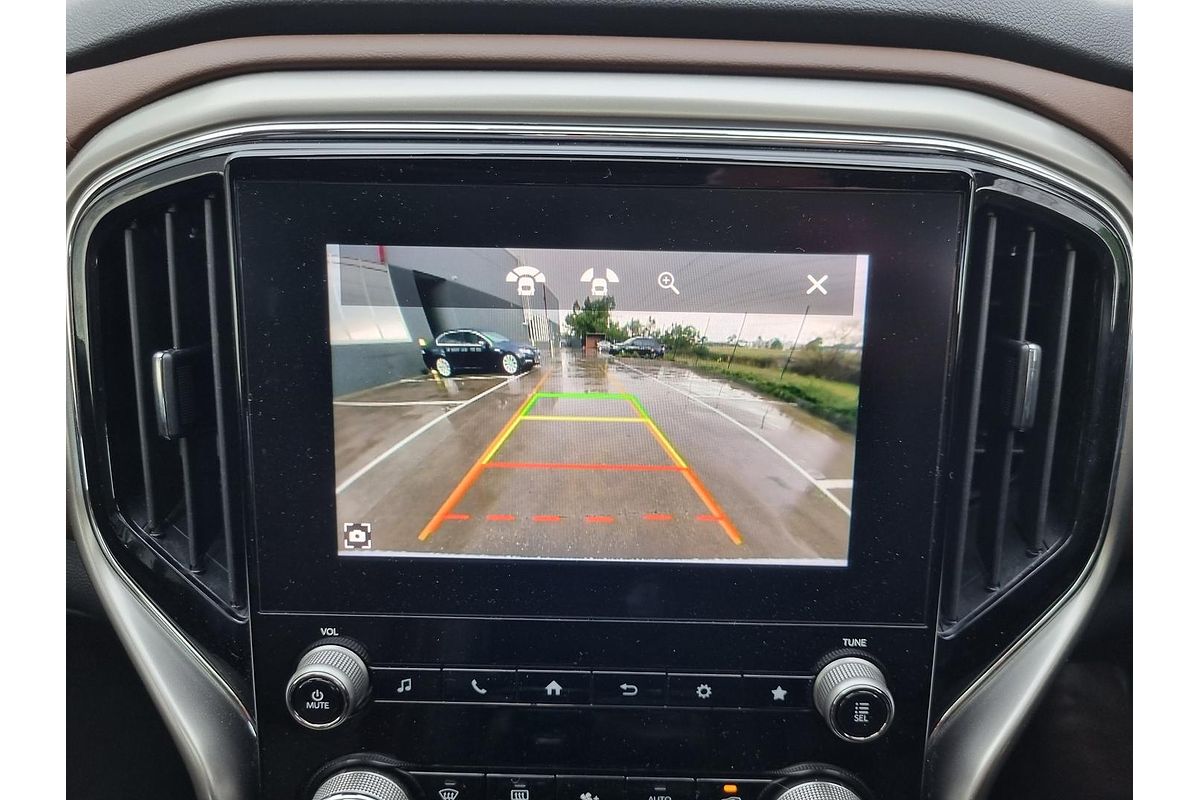 2023 Mahindra Scorpio Z8L