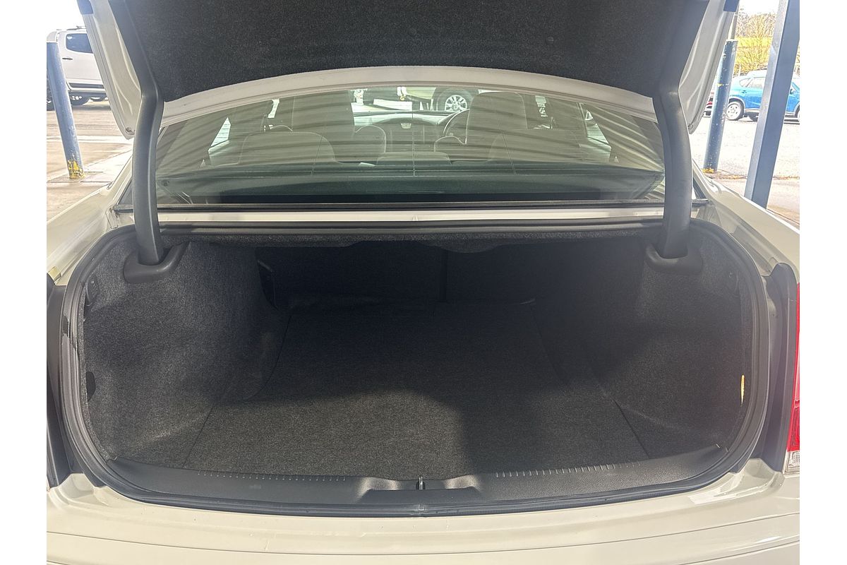 2019 Chrysler 300 SRT Pacer LX