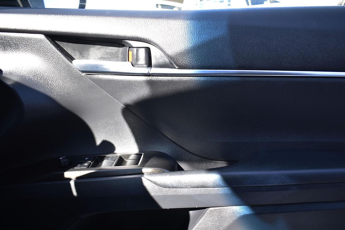 2024 Toyota Camry Ascent AXVH70R
