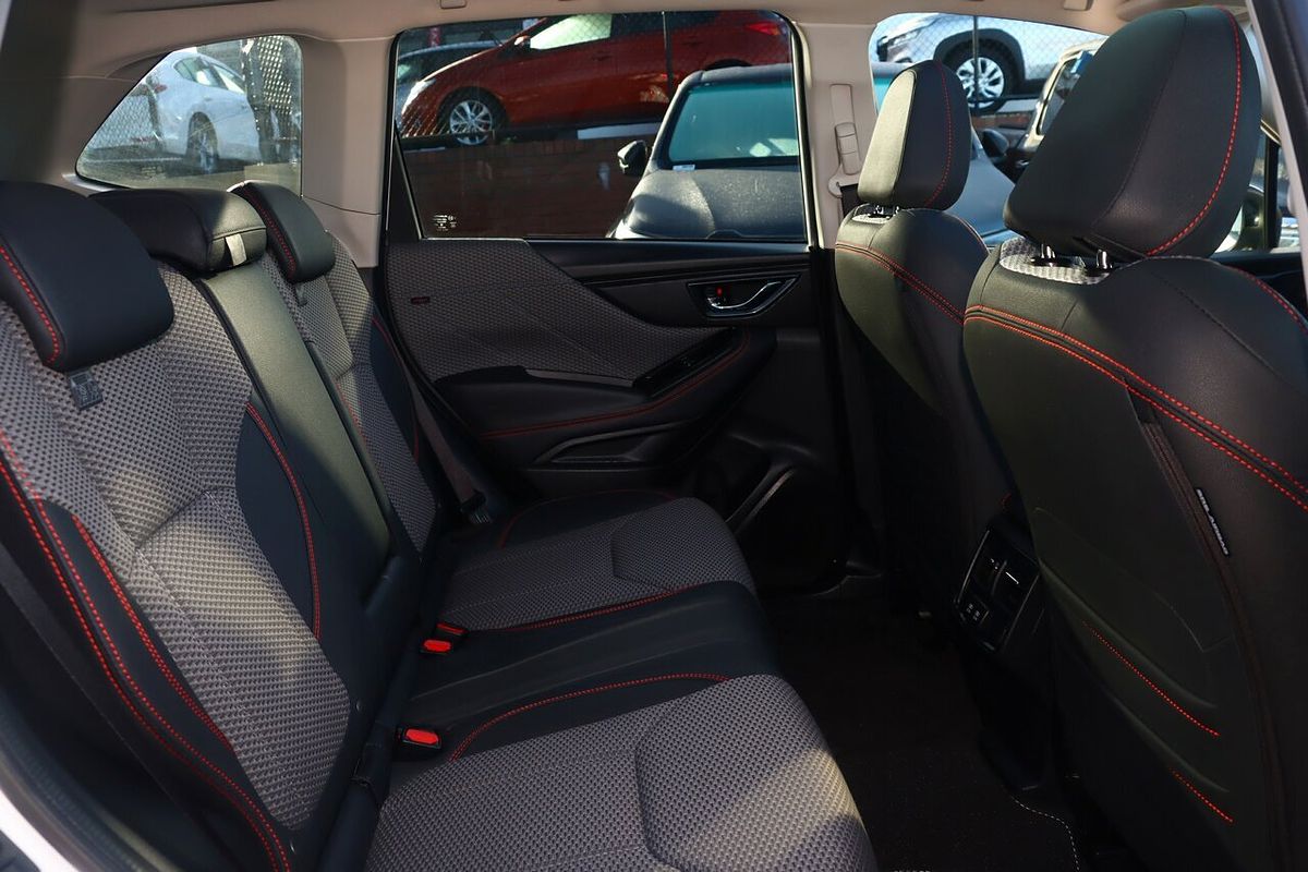 2023 Subaru Forester 2.5i Sport S5