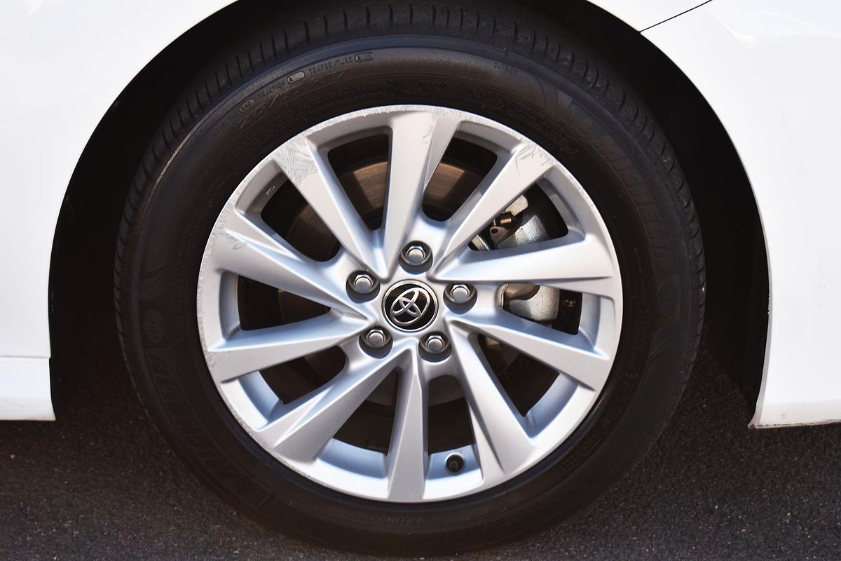 2024 Toyota Camry Ascent AXVH70R
