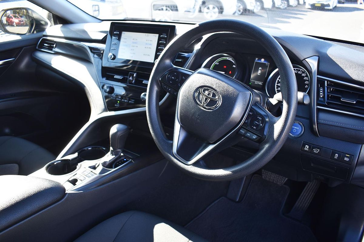 2024 Toyota Camry Ascent AXVH70R