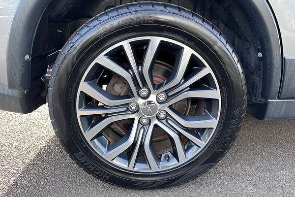 2016 Mitsubishi Outlander XLS ZK