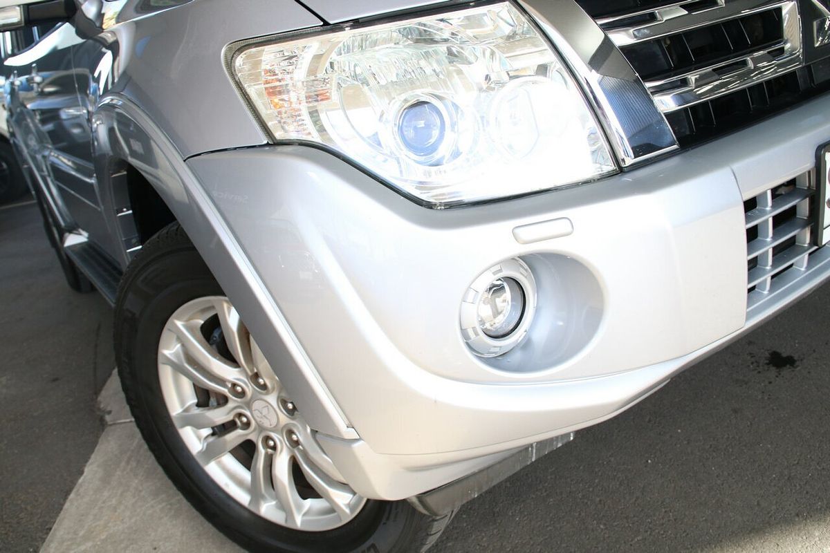 2012 Mitsubishi Pajero
