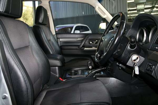 2012 Mitsubishi Pajero