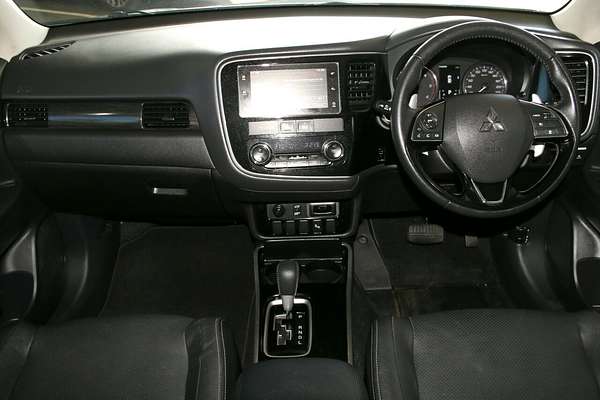 2018 Mitsubishi Outlander Exceed ZL