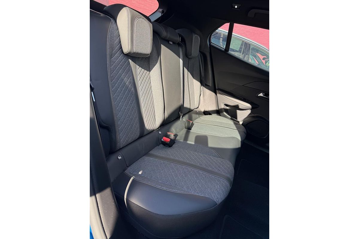 2024 Peugeot 2008 Allure P24
