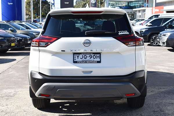 2022 Nissan X-TRAIL ST-L T33
