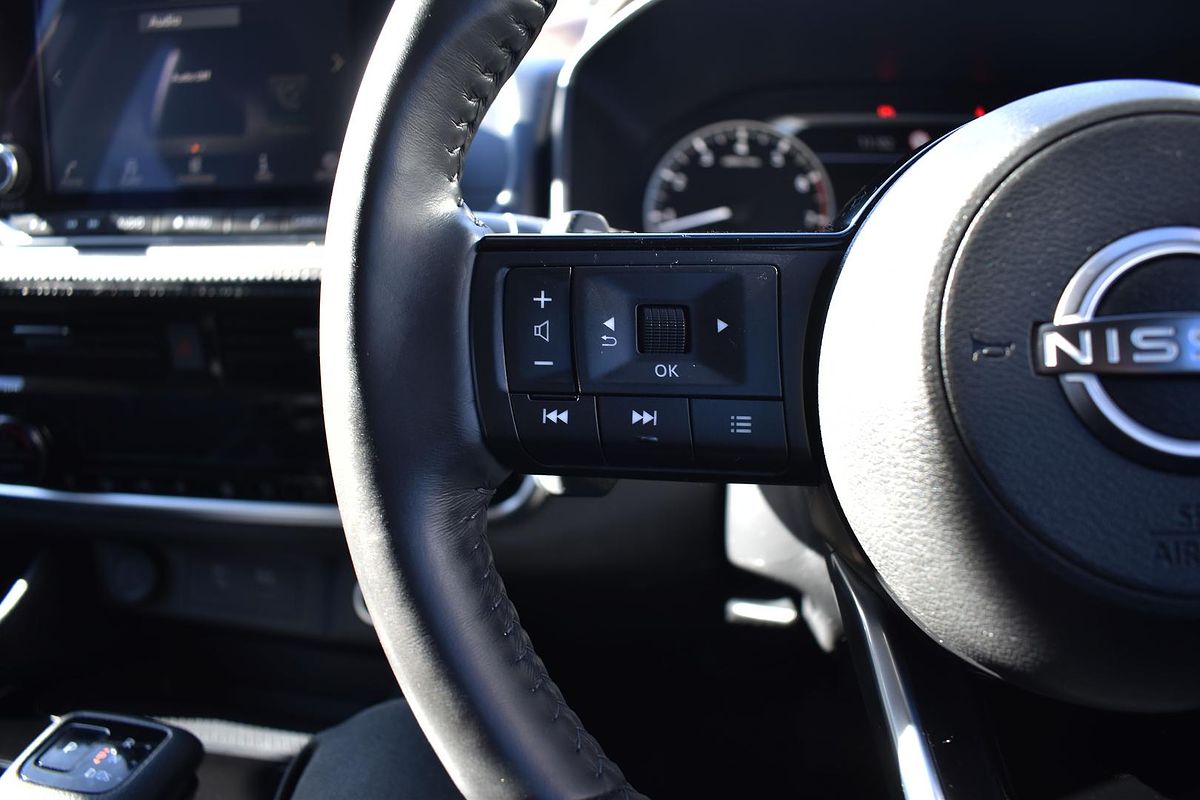 2022 Nissan X-TRAIL ST-L T33