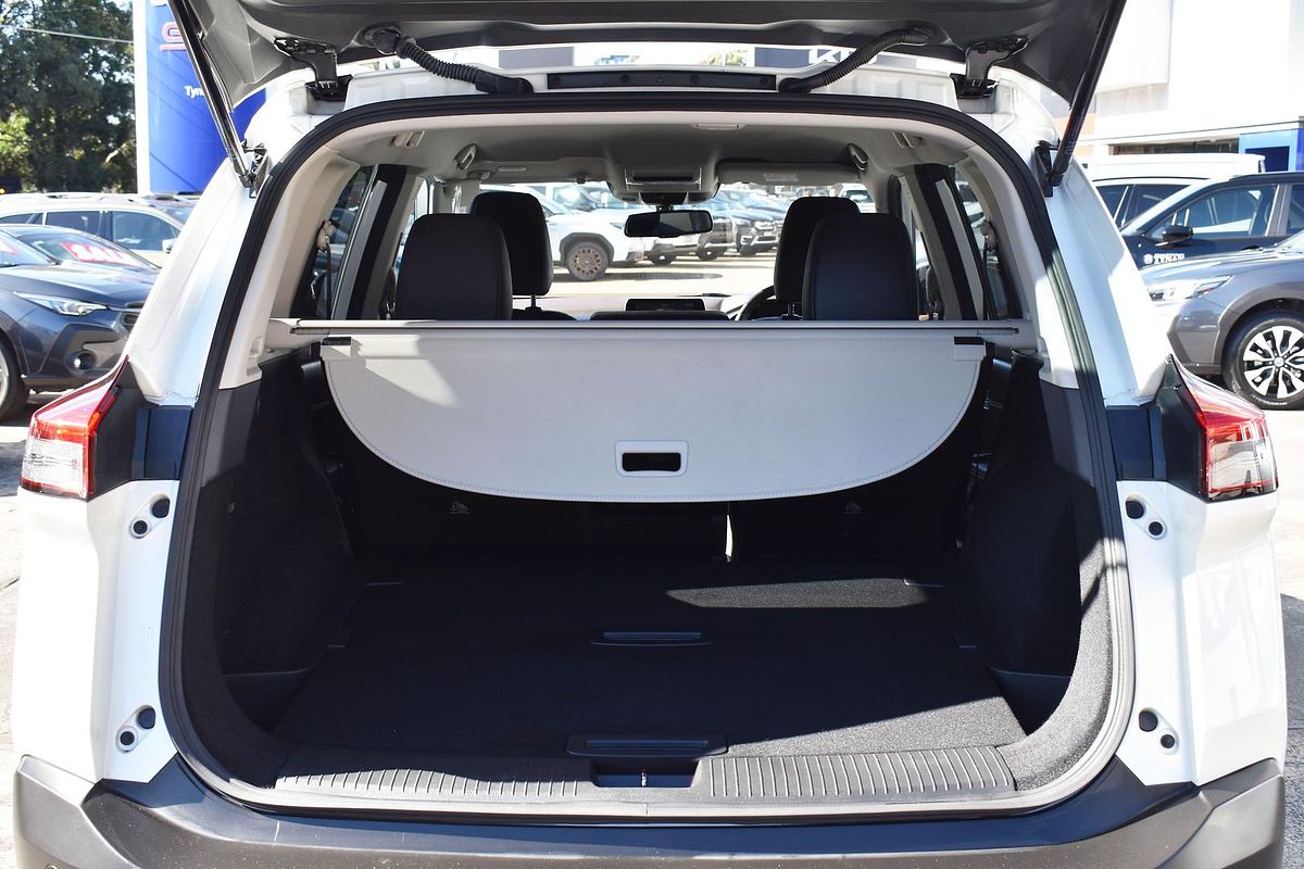 2022 Nissan X-TRAIL ST-L T33