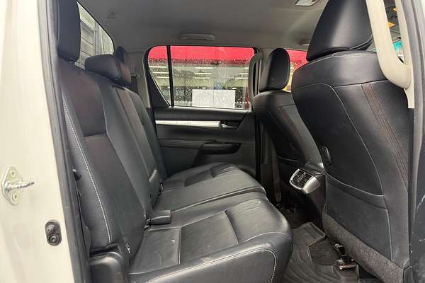 2018 Toyota Hilux SR5 GUN126R 4X4