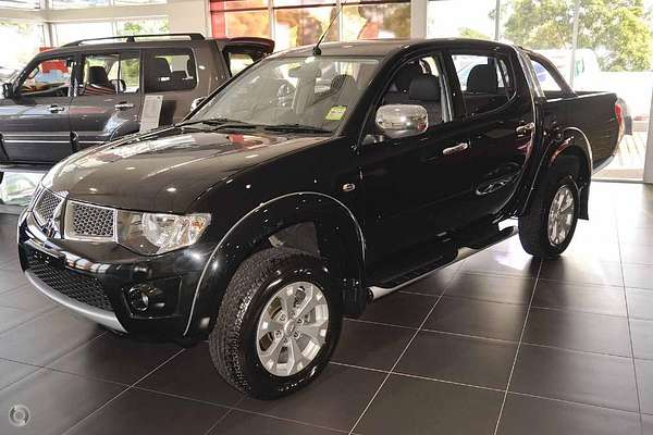 2015 Mitsubishi Triton GLX-R MN 4X4