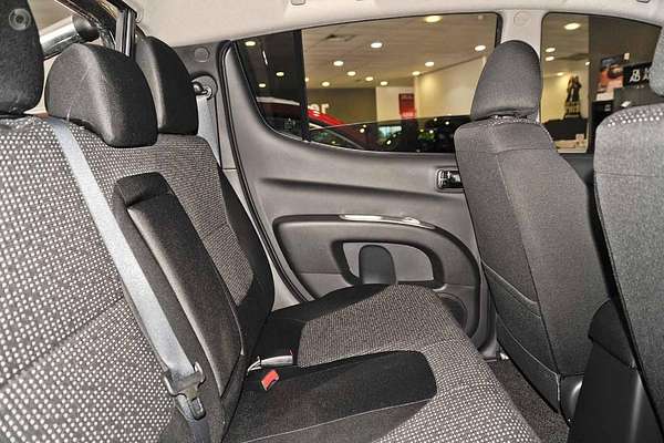 2015 Mitsubishi Triton GLX-R MN 4X4