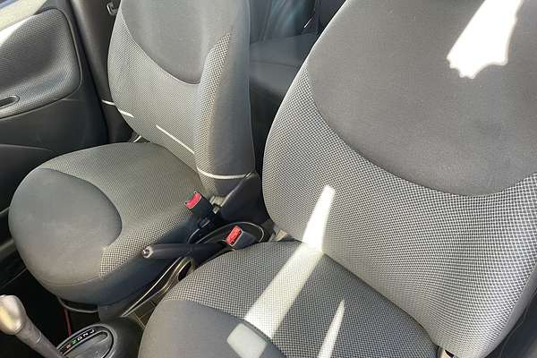 2003 Toyota Echo NCP10R