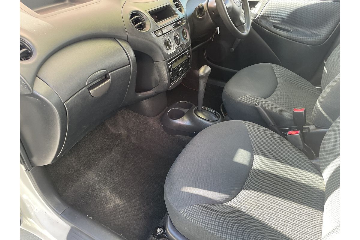2003 Toyota Echo NCP10R
