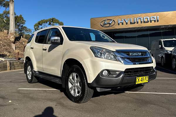 2016 Isuzu MU-X LS-U