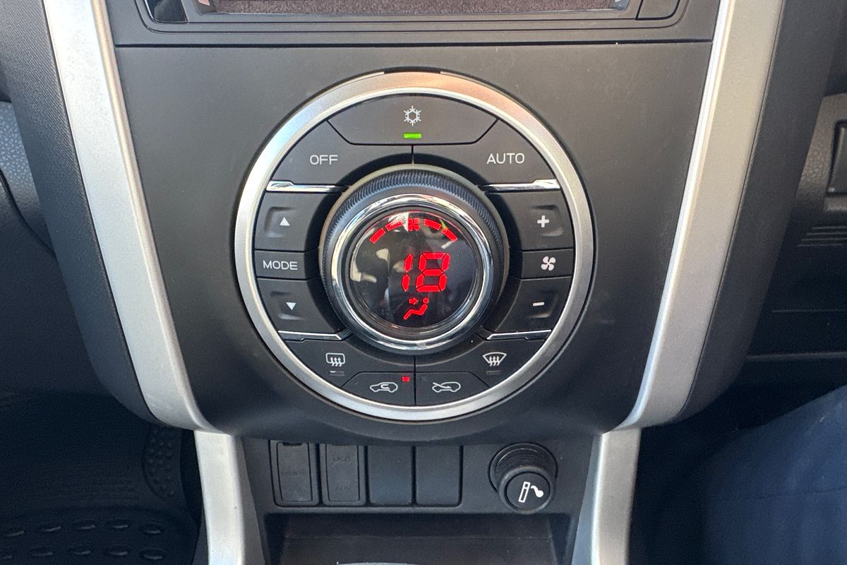 2016 Isuzu MU-X LS-U