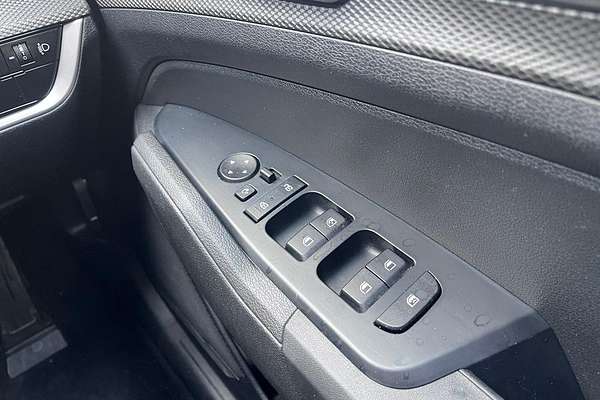 2022 Kia Sportage S NQ5