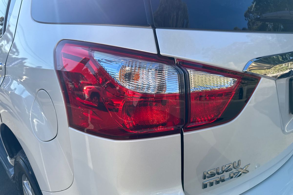 2016 Isuzu MU-X LS-U