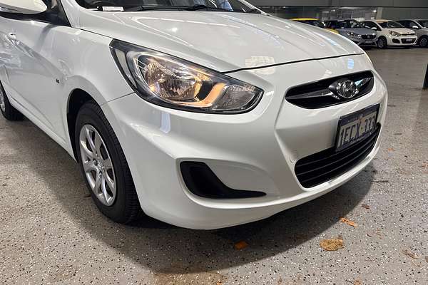 2013 Hyundai Accent Active RB