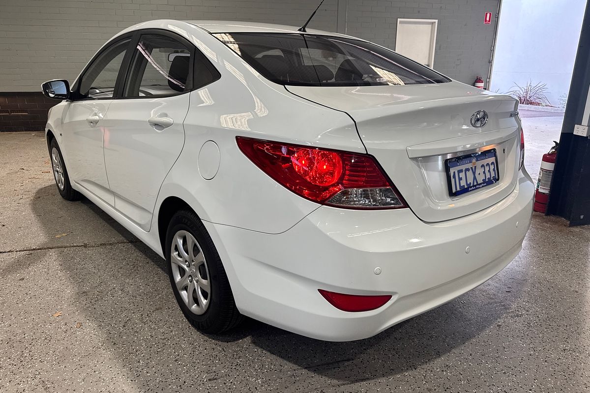 2013 Hyundai Accent Active RB