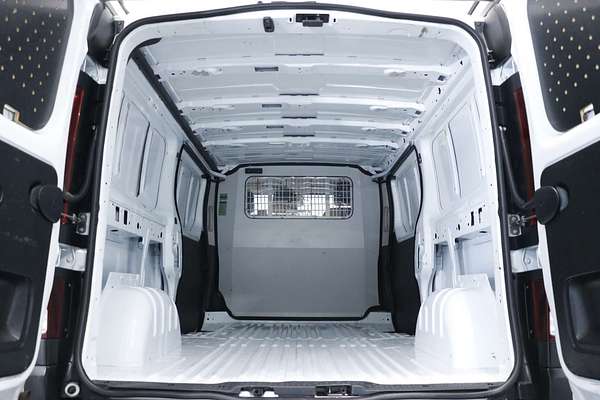 2022 Mitsubishi Express GLX SN LWB