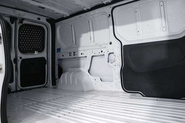 2022 Mitsubishi Express GLX SN LWB