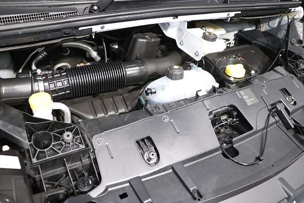 2022 Mitsubishi Express GLX SN LWB
