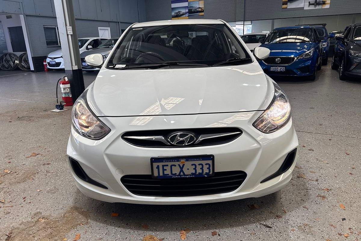 2013 Hyundai Accent Active RB