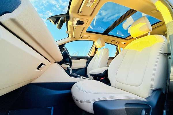 2015 BMW 2 Series 220i Sport Line F45