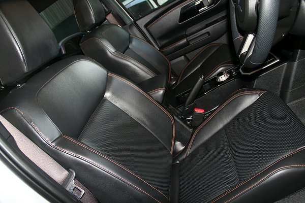 2024 Mitsubishi Triton GSR MV 4X4