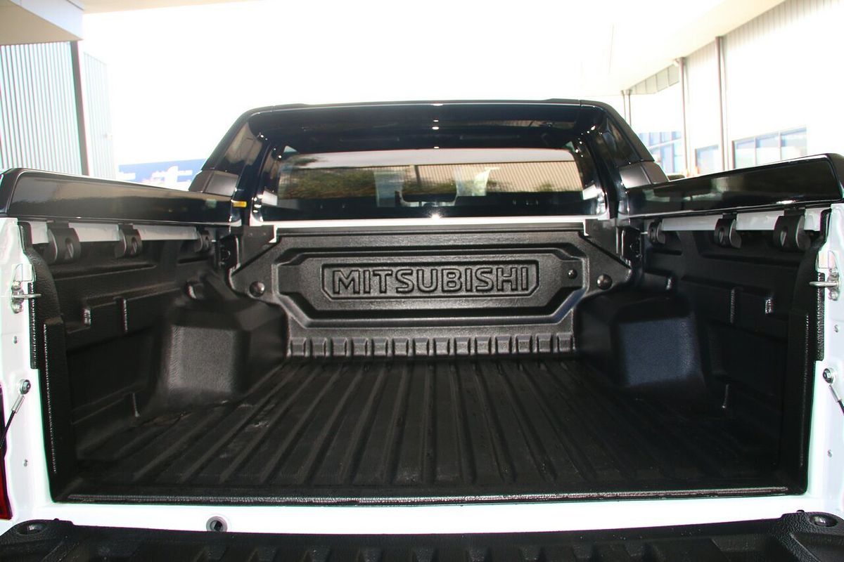 2024 Mitsubishi Triton GSR MV 4X4
