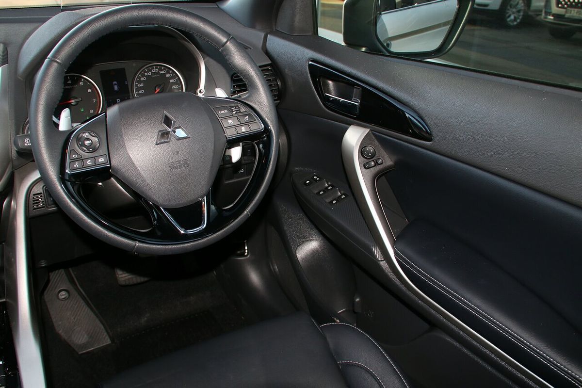 2024 Mitsubishi Eclipse Cross Exceed YB