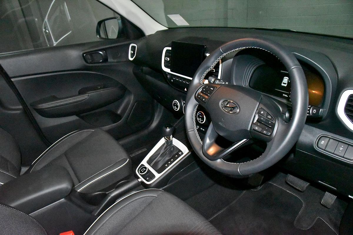 2023 Hyundai Venue Elite QX.V5