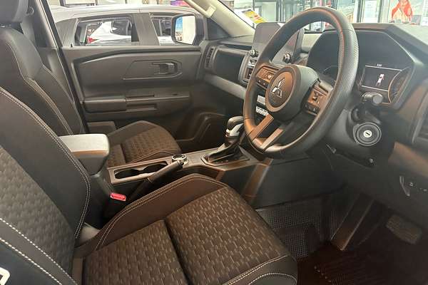 2025 Mitsubishi Triton GLX MV 4X4