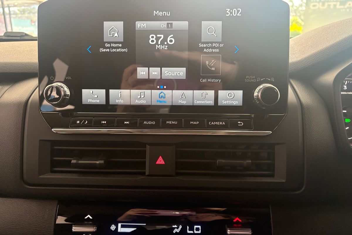 2025 Mitsubishi Triton GLX MV 4X4