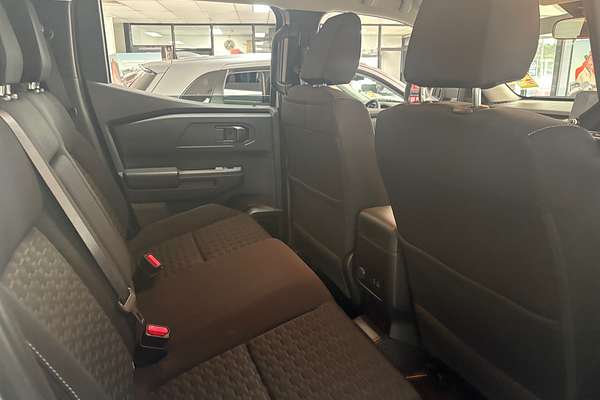 2025 Mitsubishi Triton GLX MV 4X4